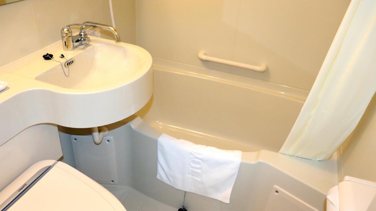 Toyoko Inn Kagoshima Temmonkan No 1 Exterior photo
